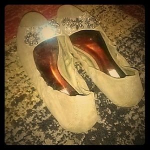 Vera wang size 10 open toe flat
